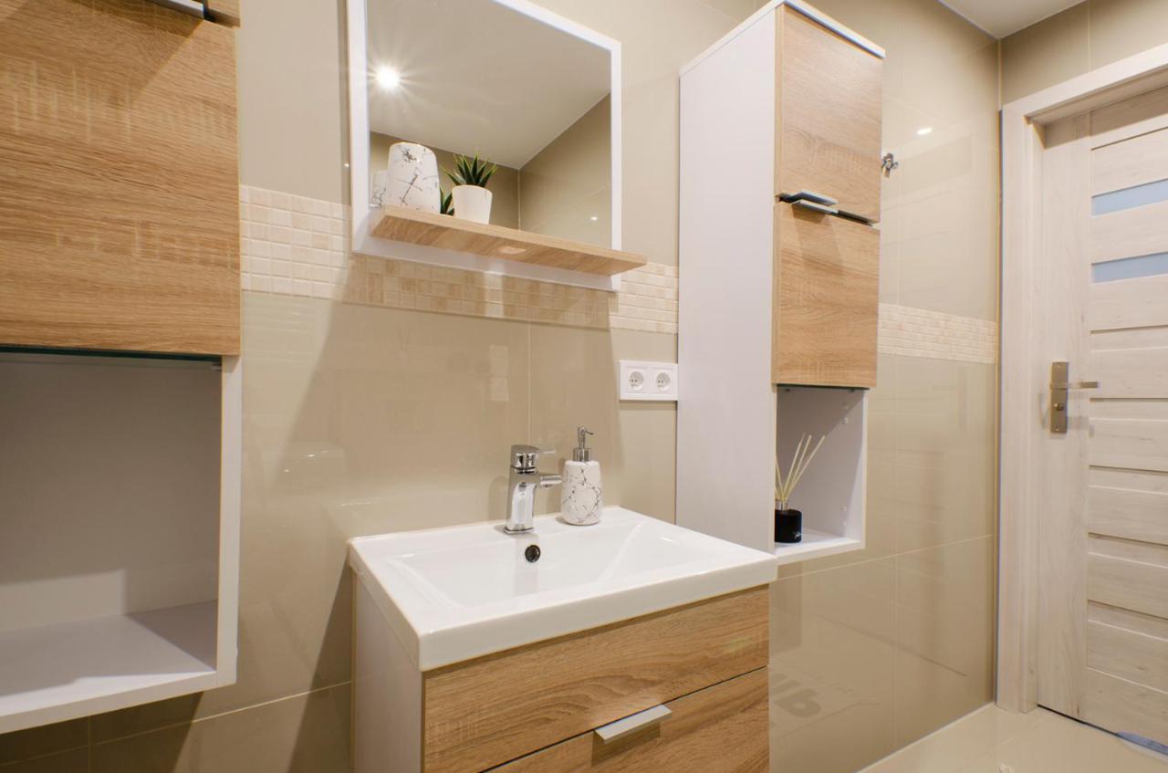Apartamenty Mieszka I Λοτζ Εξωτερικό φωτογραφία